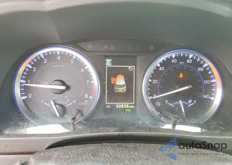 2018 Toyota Highlander Se из США, поврежденный, VIN 5TDJZRFH2JS897381